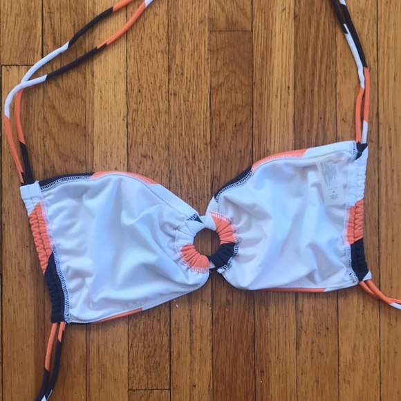 Victoria’s Secret striped O-ring halter bikini top - Picture 9 of 10